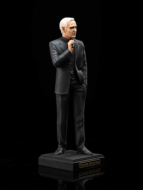 Figurine of Charles Aznavour  (hand-painted)