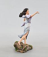 Aghtamar figurine with a scarf (hand-painted)