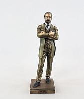Figurine of Raffi (Akhop Melik-Akopyan) (Vernissage color)
