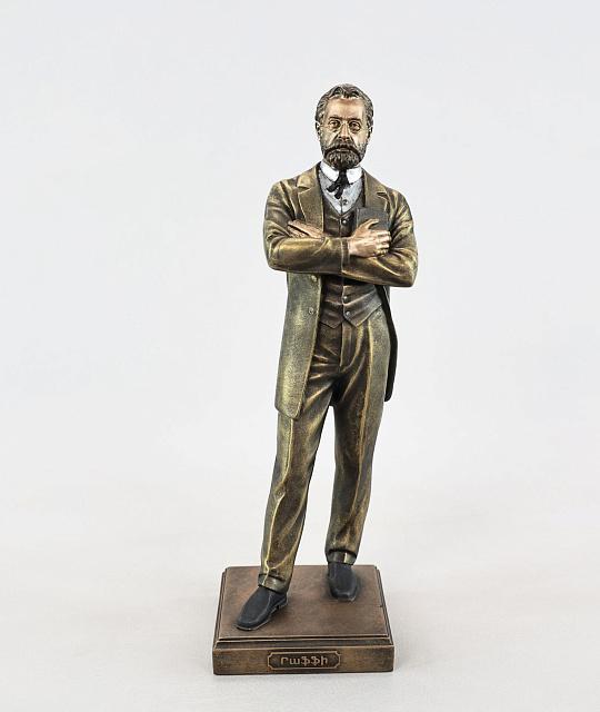Figurine of Raffi (Akhop Melik-Akopyan) (Vernissage color)
