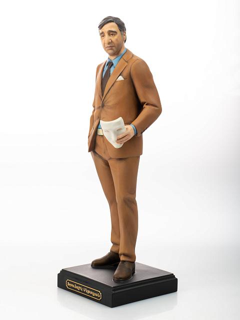 Statue of Frunzik Mkrtchyan (hand-painted)