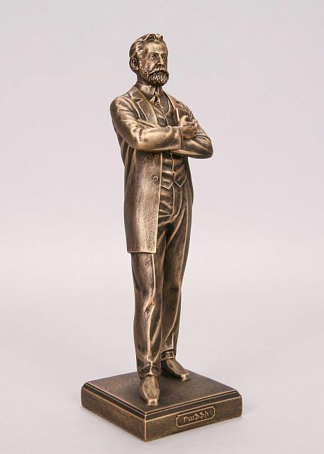 Figurine of Raffi (Akhop Melik-Akopyan)