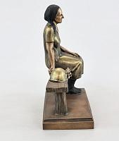 Statuette Arshaluys Khanjian (Vernissage color)