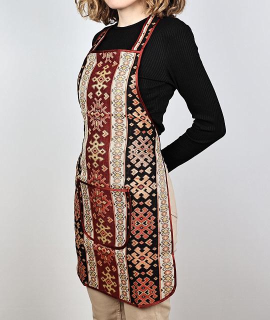 Apron made of fabric with ornament (color 2)