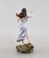 Aghtamar figurine with a scarf (hand-painted)