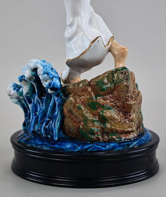 Figurine of Akhtamar (hand-painted)