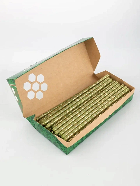 Set of  candles in a package