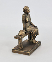Figurine of Arshaluis Kanjyan