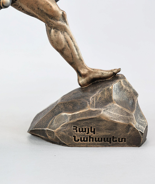 Statuette Hayk Nahapet (Vernissage color)