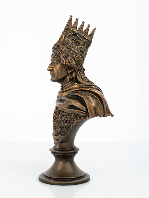 Bust of King Tigranes the Great II (aged bronze)