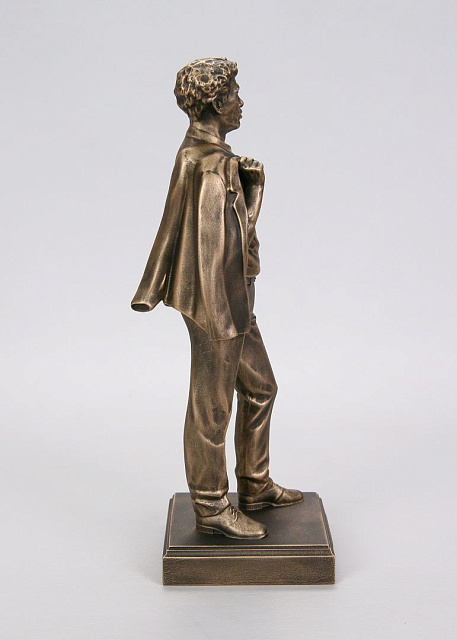 Figurine of Paruyr Sevak