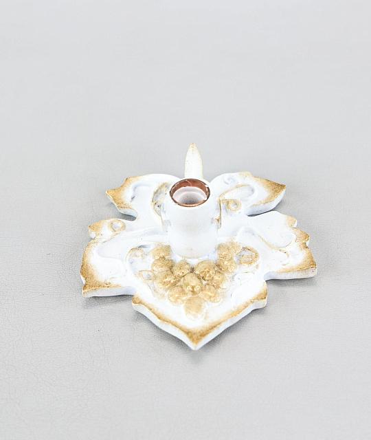 Candlestick "Leaf" white patina