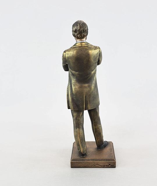 Figurine of Raffi (Akhop Melik-Akopyan) (Vernissage color)