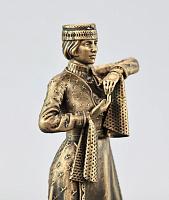 Statuette Dancing Girl