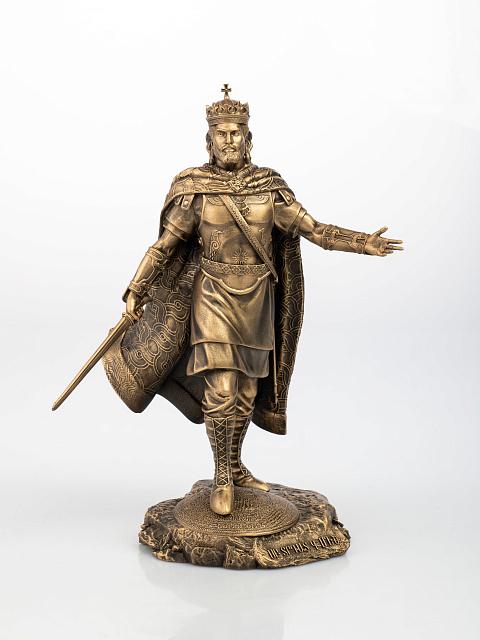 Statue of Tiridates III - New