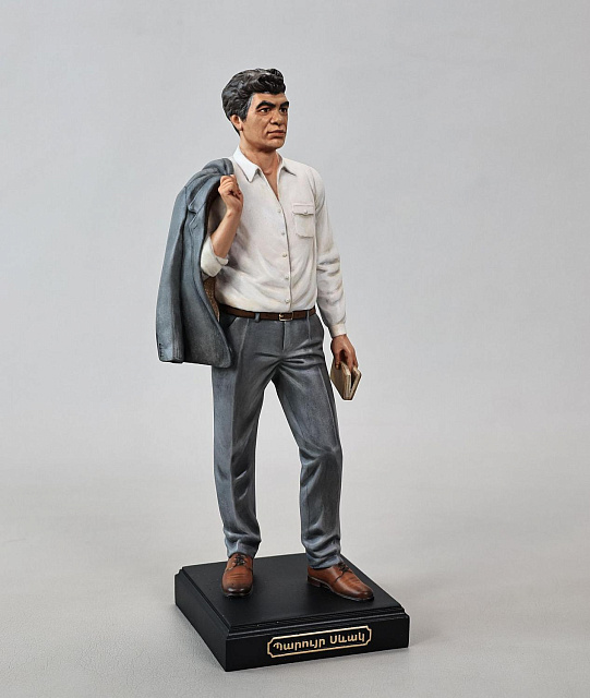 Figurine of Paruyr Sevak  (hand-painted)