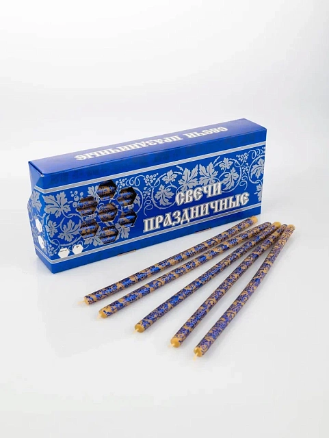 Set of  candles in a package