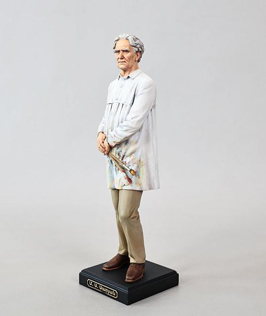Martiros Saryan figurine (hand-painted)