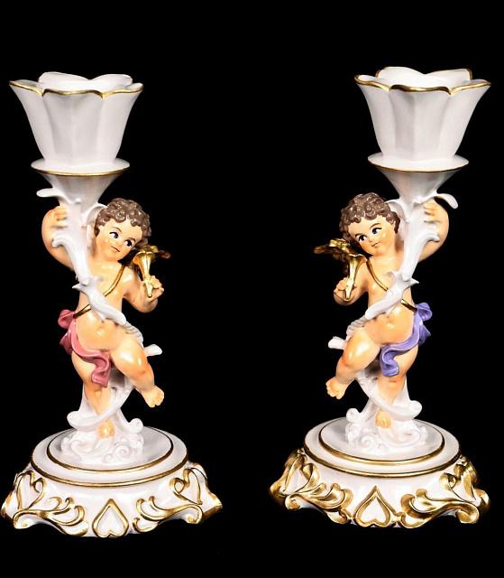 Candle holder with little angel (hand-painted/right)
