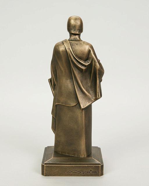 Figurine of Toros Roslin