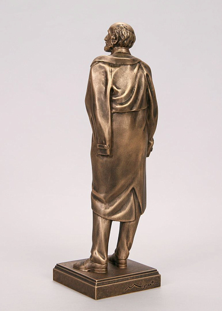 Figurine of Sos Sargsyan