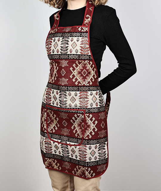Apron made of fabric with ornament (color 5)