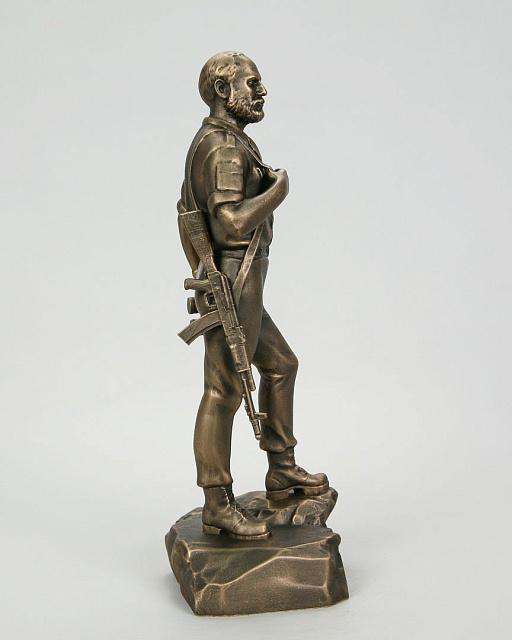 Figurine of Monte "Avo" Melkonian