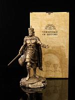 Statue of Tiridates III - New