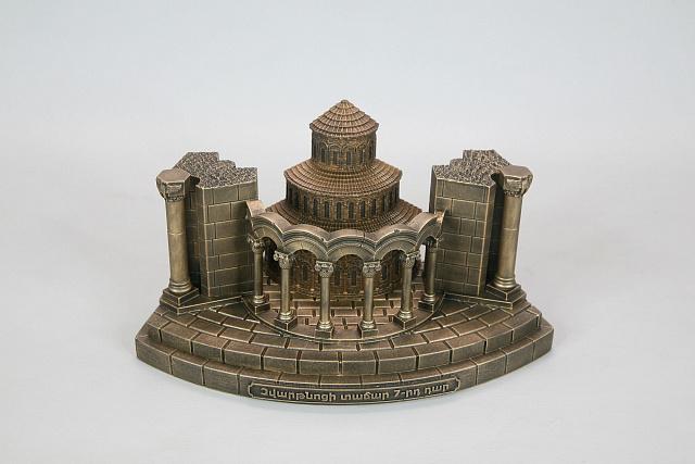 Composition of the Temple of Zvartnots