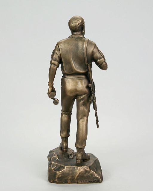 Figurine of Monte "Avo" Melkonian