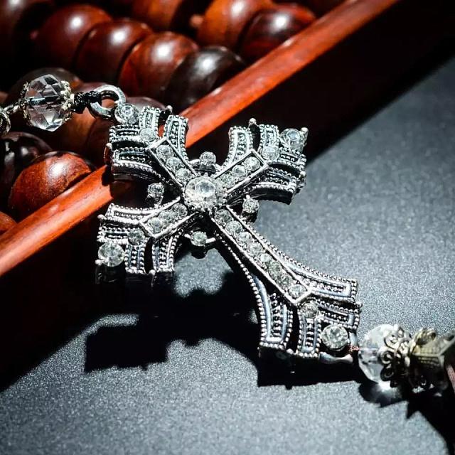 Car pendant blooming cross with fringe